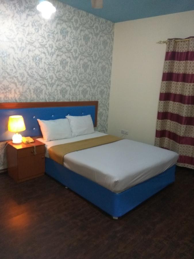 New Avon Hotel Dubaj Zewnętrze zdjęcie