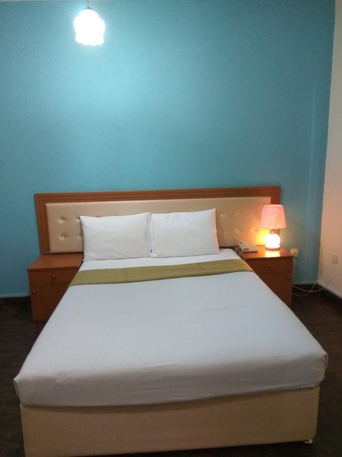 New Avon Hotel Dubaj Zewnętrze zdjęcie