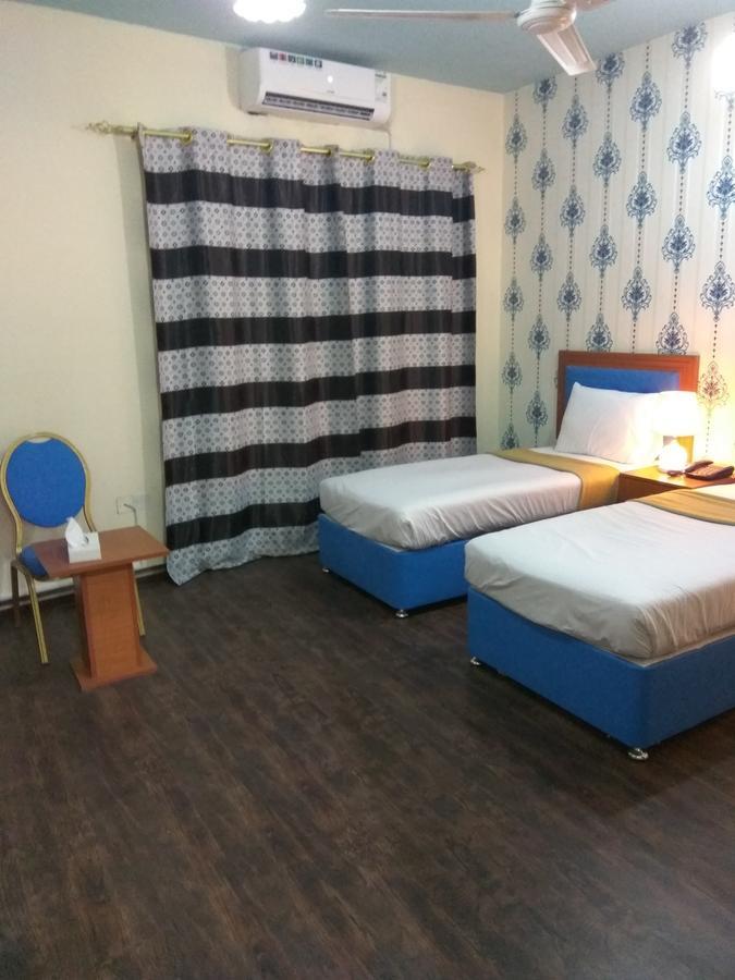 New Avon Hotel Dubaj Zewnętrze zdjęcie