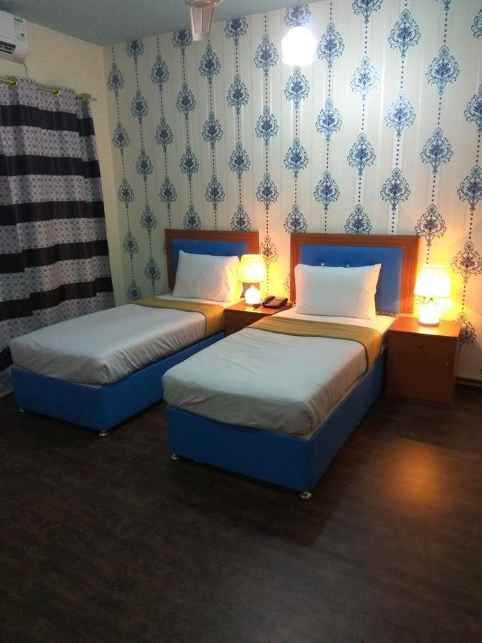 New Avon Hotel Dubaj Zewnętrze zdjęcie