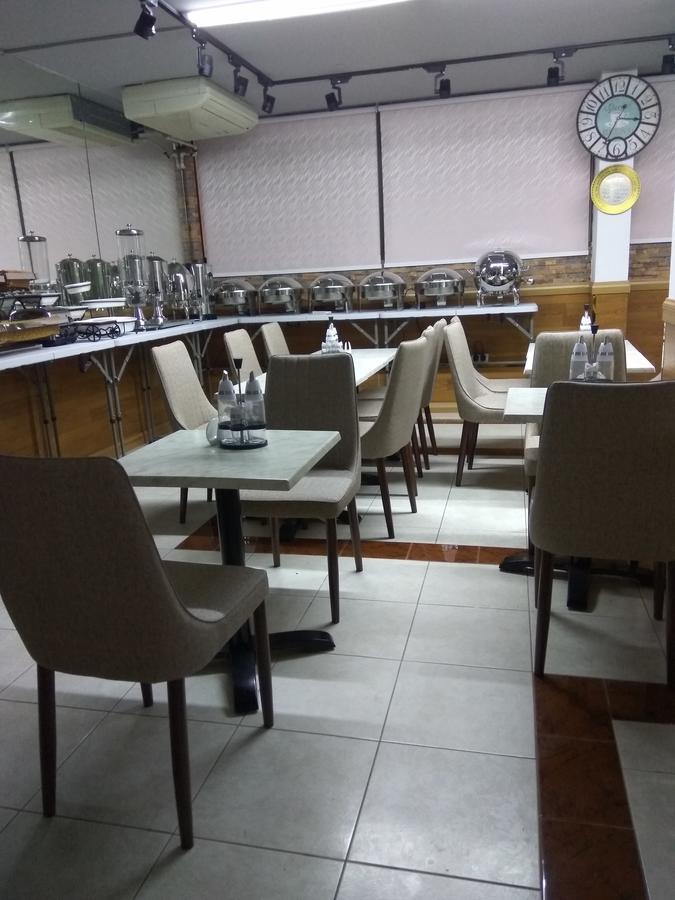 New Avon Hotel Dubaj Zewnętrze zdjęcie