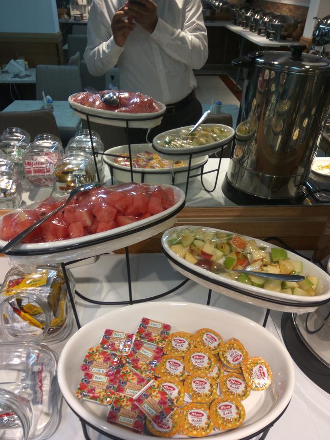 New Avon Hotel Dubaj Zewnętrze zdjęcie