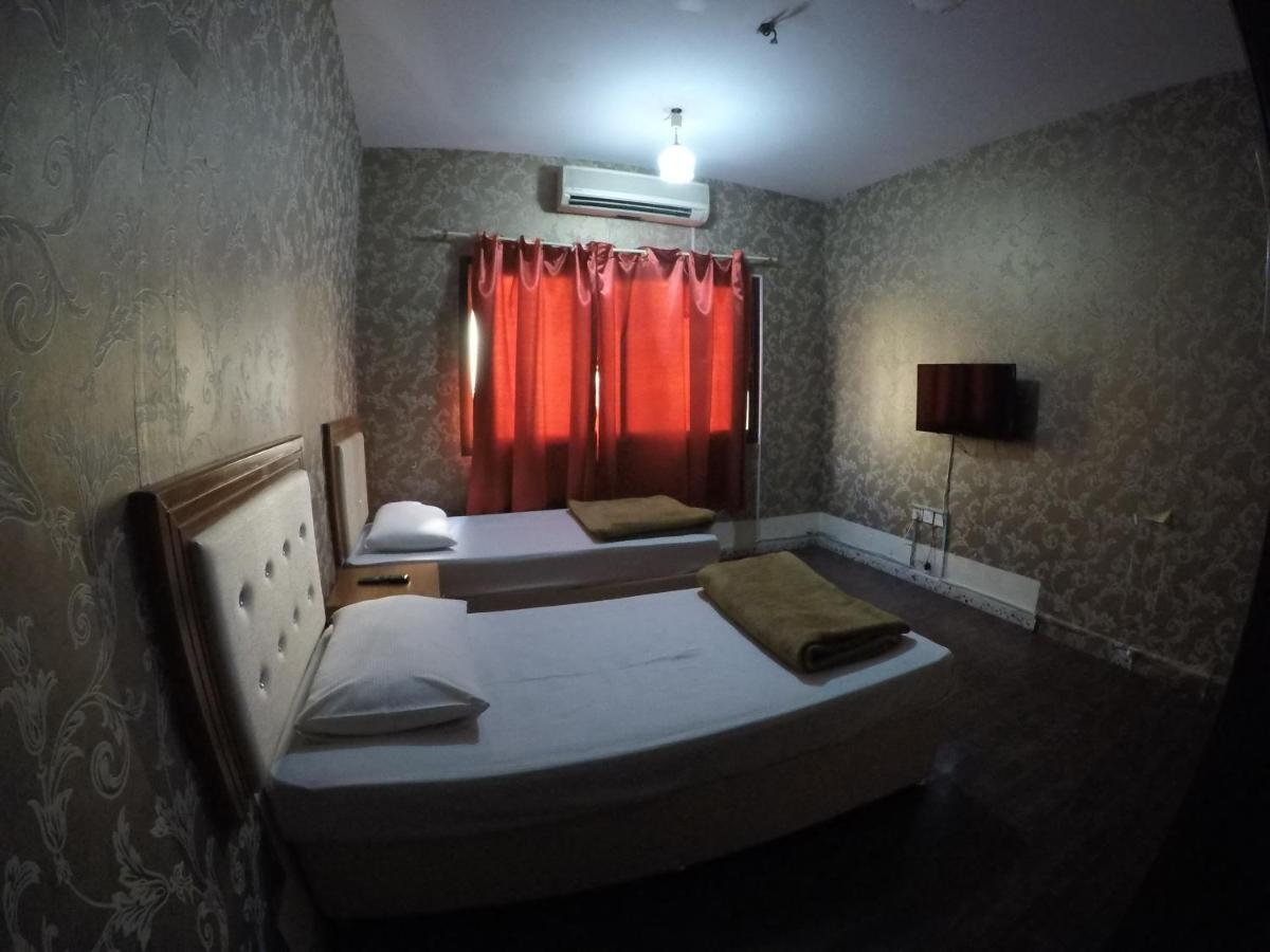 New Avon Hotel Dubaj Zewnętrze zdjęcie