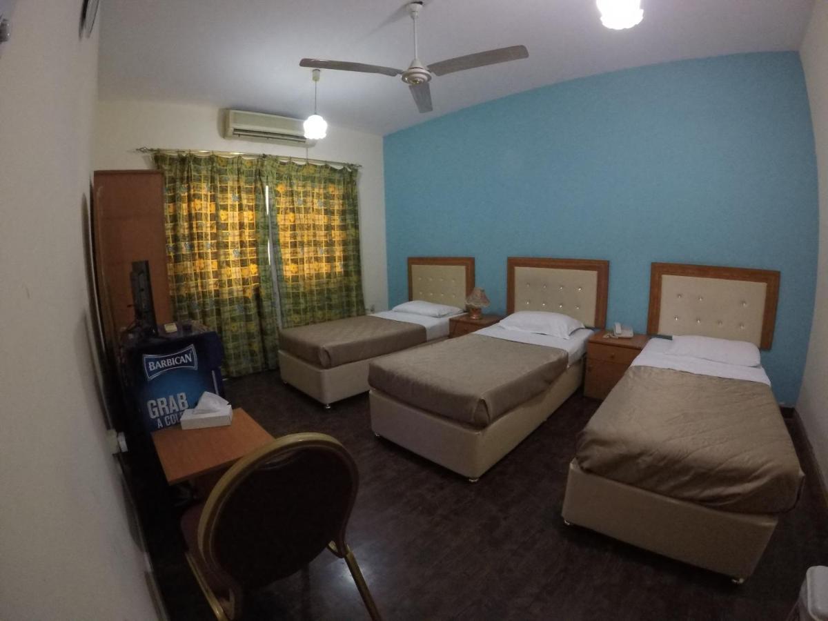 New Avon Hotel Dubaj Zewnętrze zdjęcie