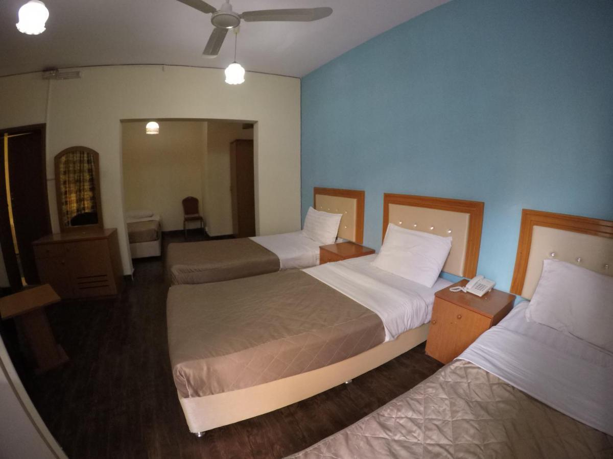 New Avon Hotel Dubaj Zewnętrze zdjęcie